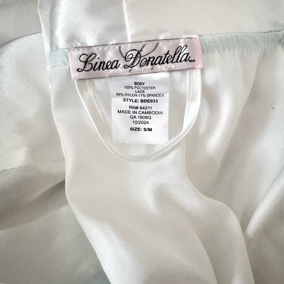 Linea Donatella “The Bride” Short Satin Wrap Robe – White S/M NWT - Picture 3 of 5